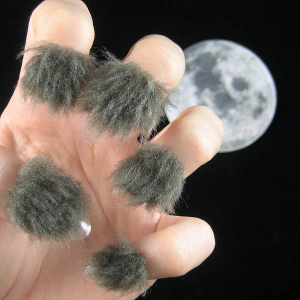 Styling Furry Nails